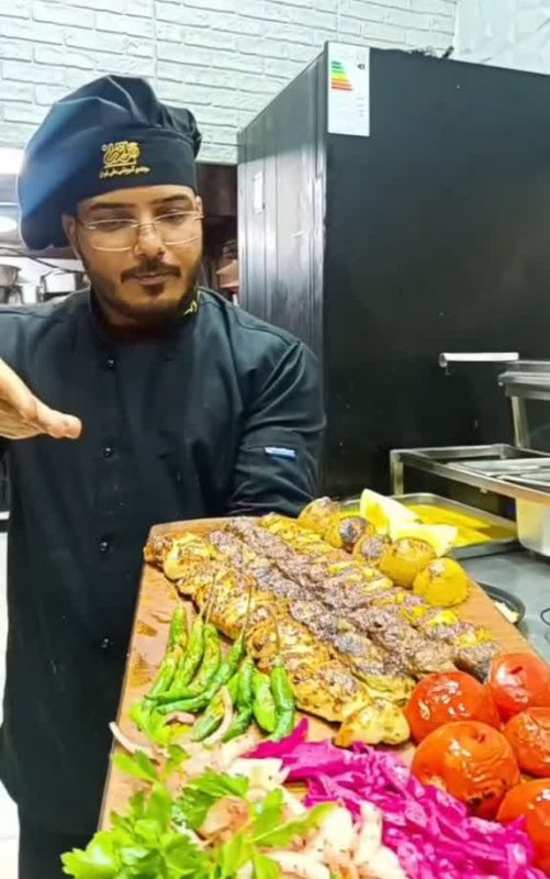 تخته سرو در رستوران